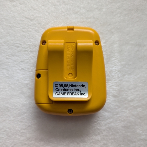 Pokemon Pocket Pikachu Nintendo Digital Pet (Tested) - Picture 7 of 15